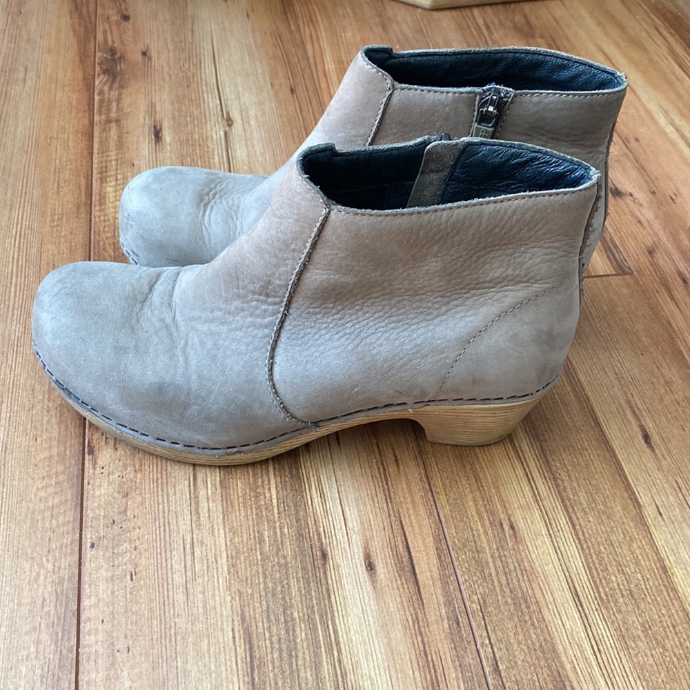 Dansko Clog Ankle Boots Maria tan  Burnished Leather